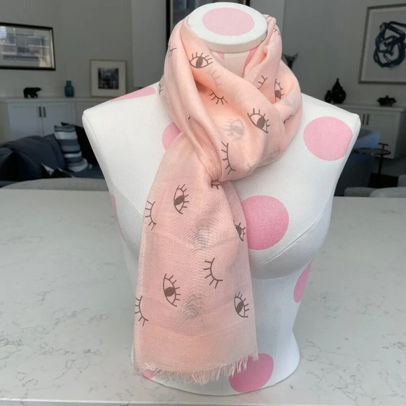 Memories Soft Fringed Polyester Cotton Scarf/Wrap w Playful Eye Print Pale Peach - Picture 1 of 12